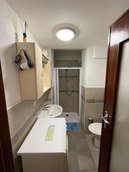 Appartamento Vicino Centro Турин Екстер'єр фото